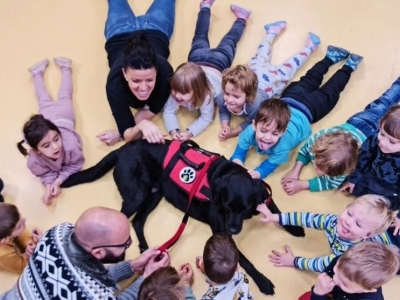 Утицај терапијских паса на развој деце